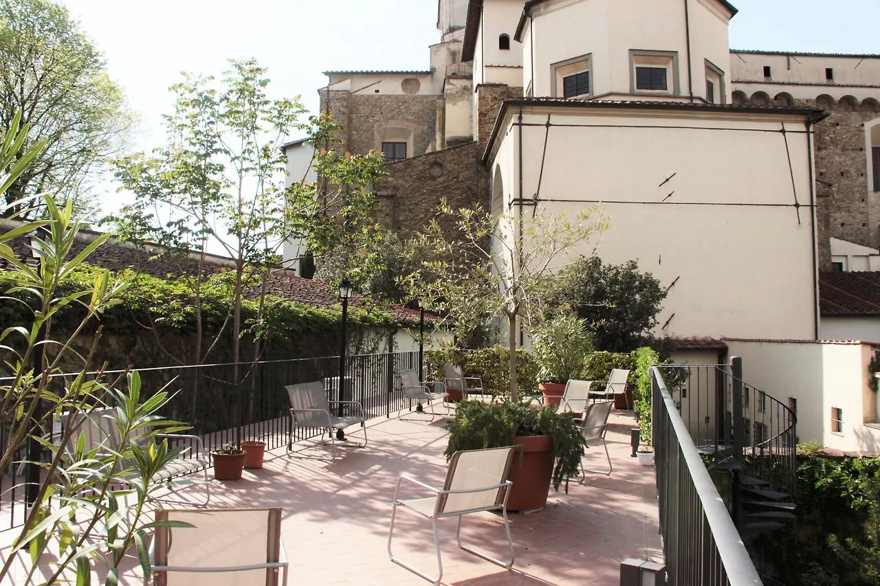 Apartment Studios Garden Terrace Oltrarno Florenz