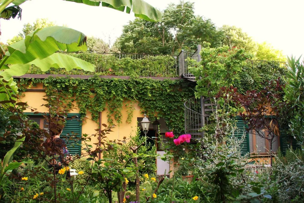 Daire Studios Garden Terrace Oltrarno Floransa
